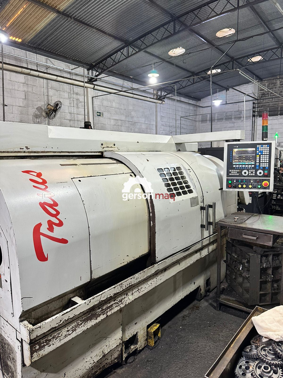TORNO CNC TRAVIS TR30L ANO 2011 - Ø560 x 1000 mm